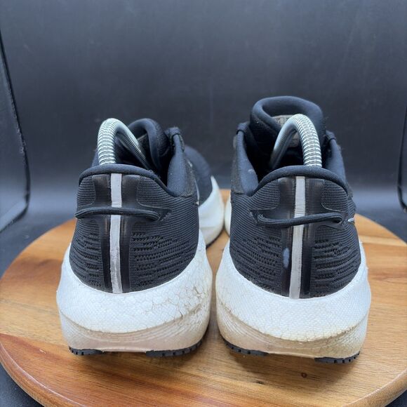 Saucony Triumph 21 Womens Size 9.5 Running Shoes Black White Sneakers S10881-10 - Picture 4 of 8